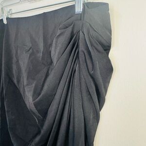 SHEIN Classic Black Garment XL